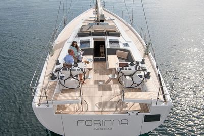 Yacht