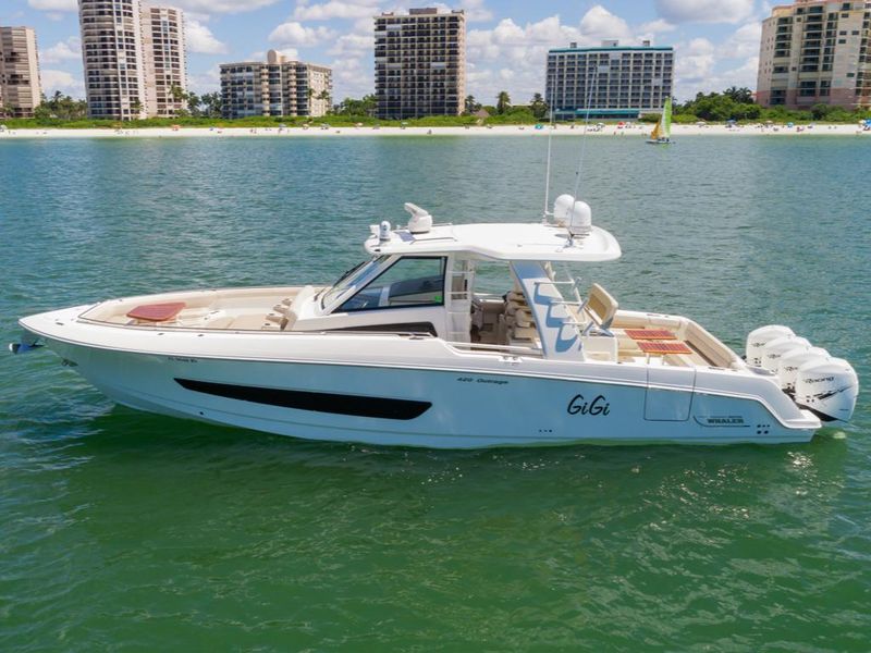 2019 Boston Whaler 420 Outrage