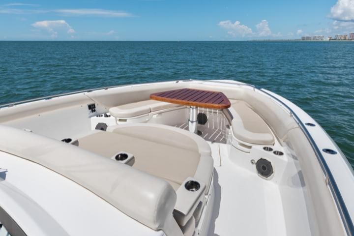 2019 Boston Whaler 420 Outrage