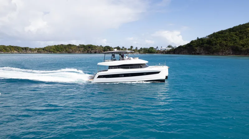 Fountaine Pajot 50' Yacht Photos Pics 