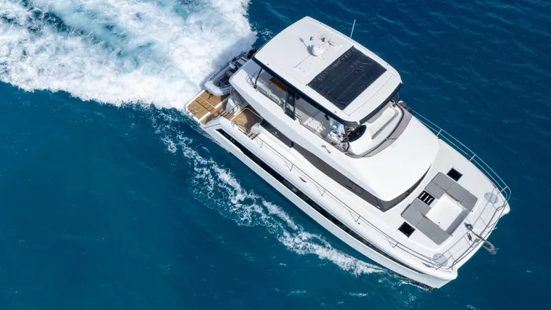 Fountaine Pajot 50' Yacht Photos Pics 
