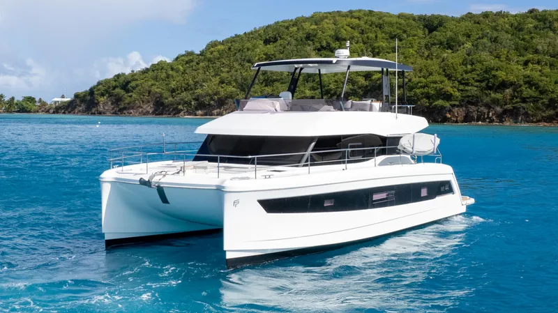 Fountaine Pajot 50' Yacht Photos Pics 