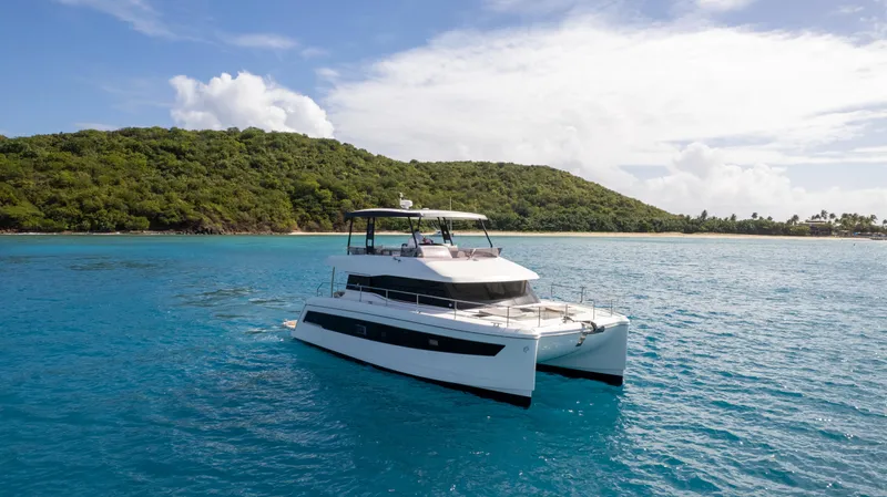 Fountaine Pajot 50' Yacht Photos Pics 