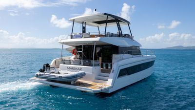 Yacht