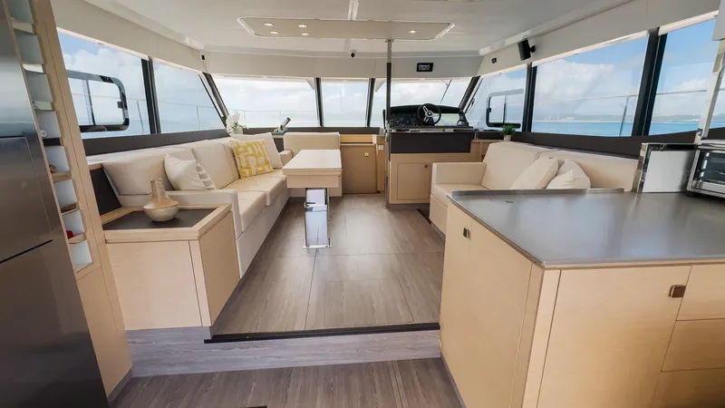 Fountaine Pajot 50' Yacht Photos Pics 