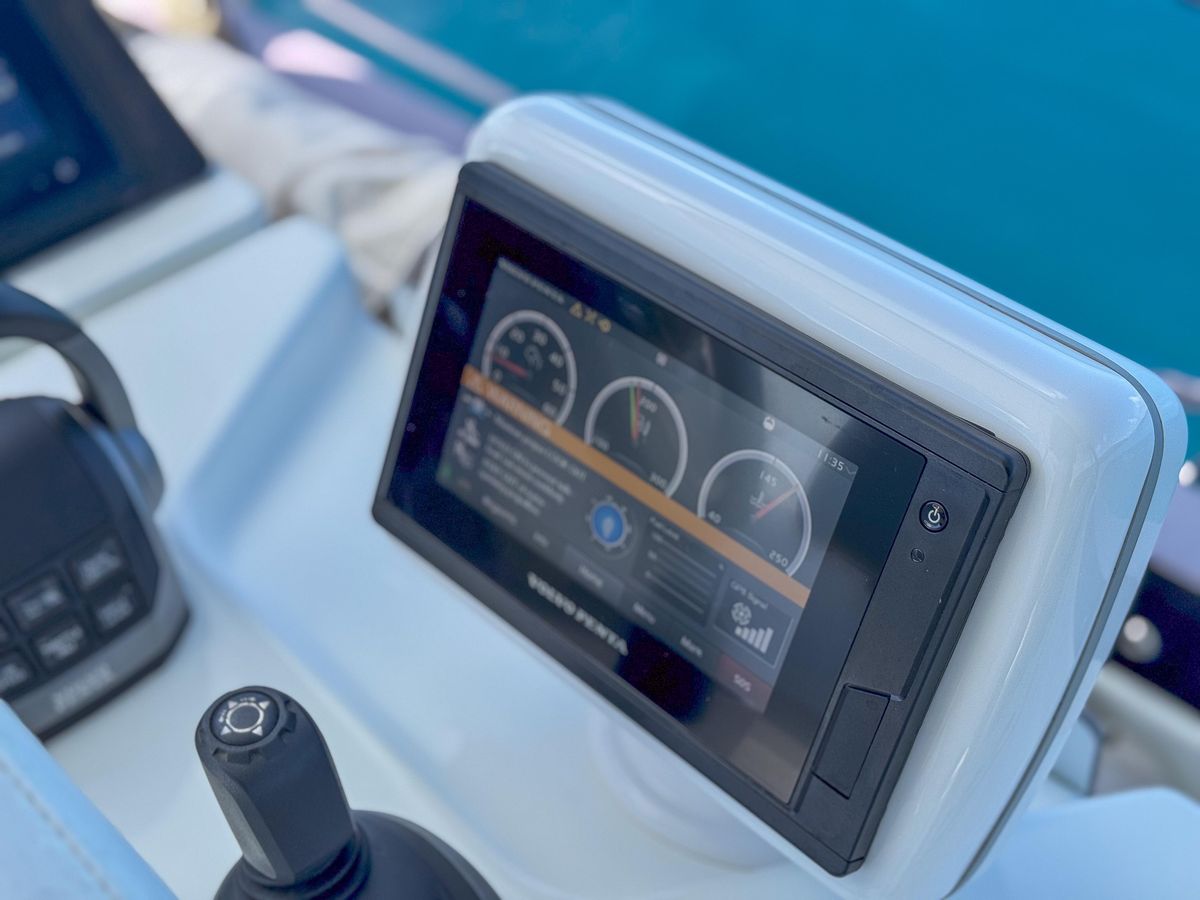 2021 Fountaine Pajot 44 