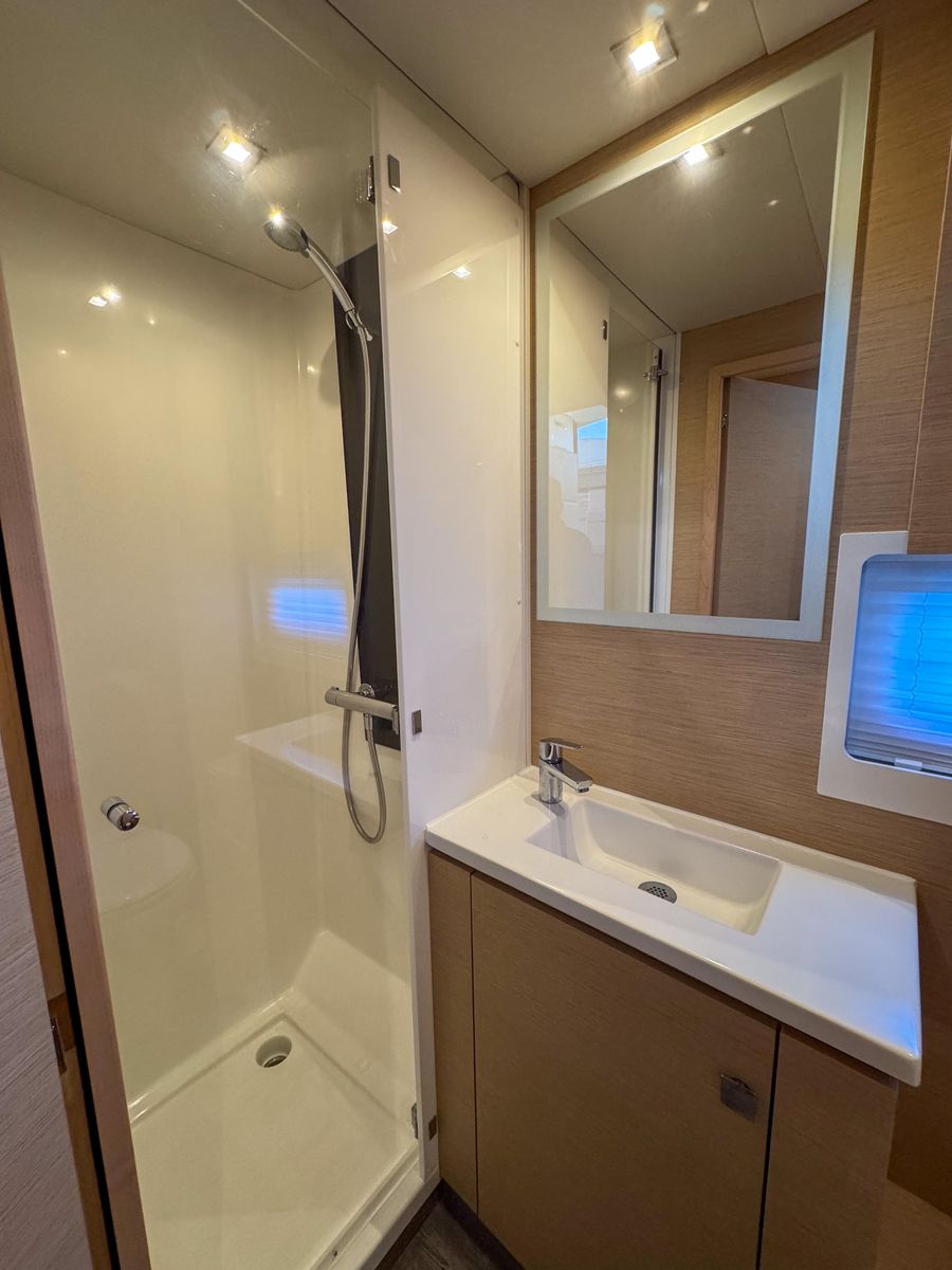 2021 Fountaine Pajot 44 