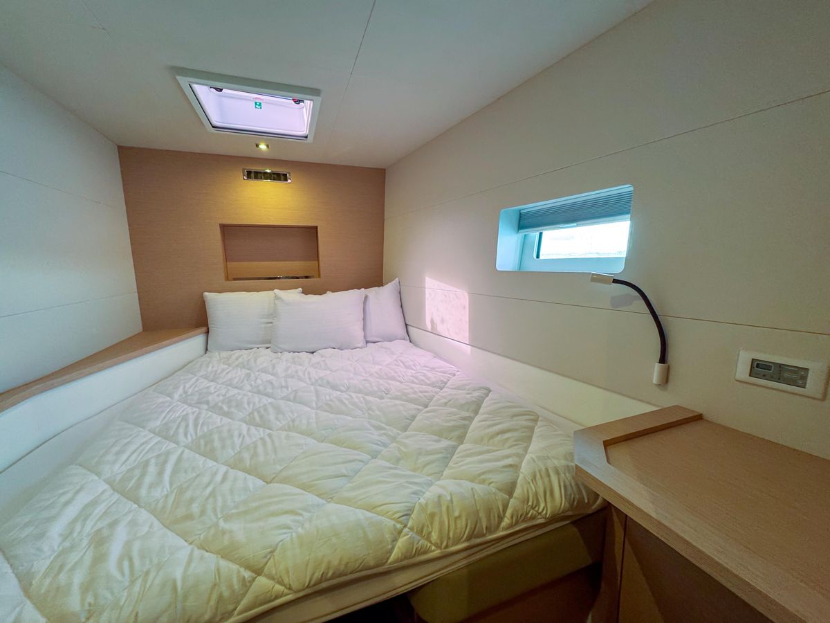 2021 Fountaine Pajot 44 