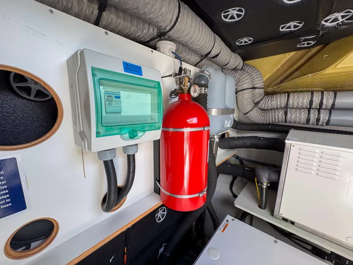 Fountaine Pajot 50' Yacht Photos Pics 