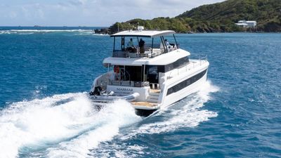 Yacht