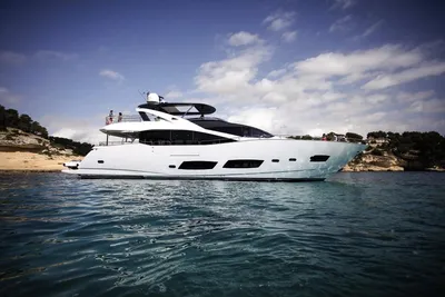 Sunseeker 28 Metre Yacht