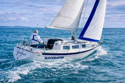 Islander Sloop 36