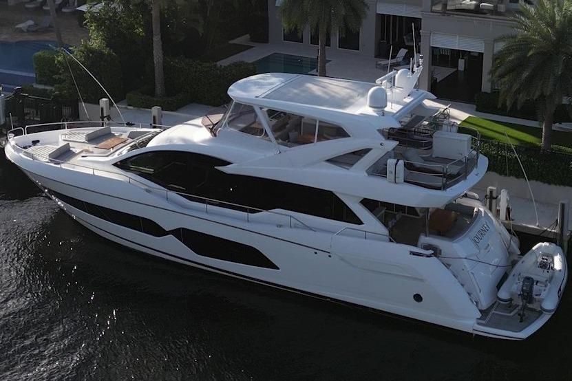 2019 Sunseeker 76 