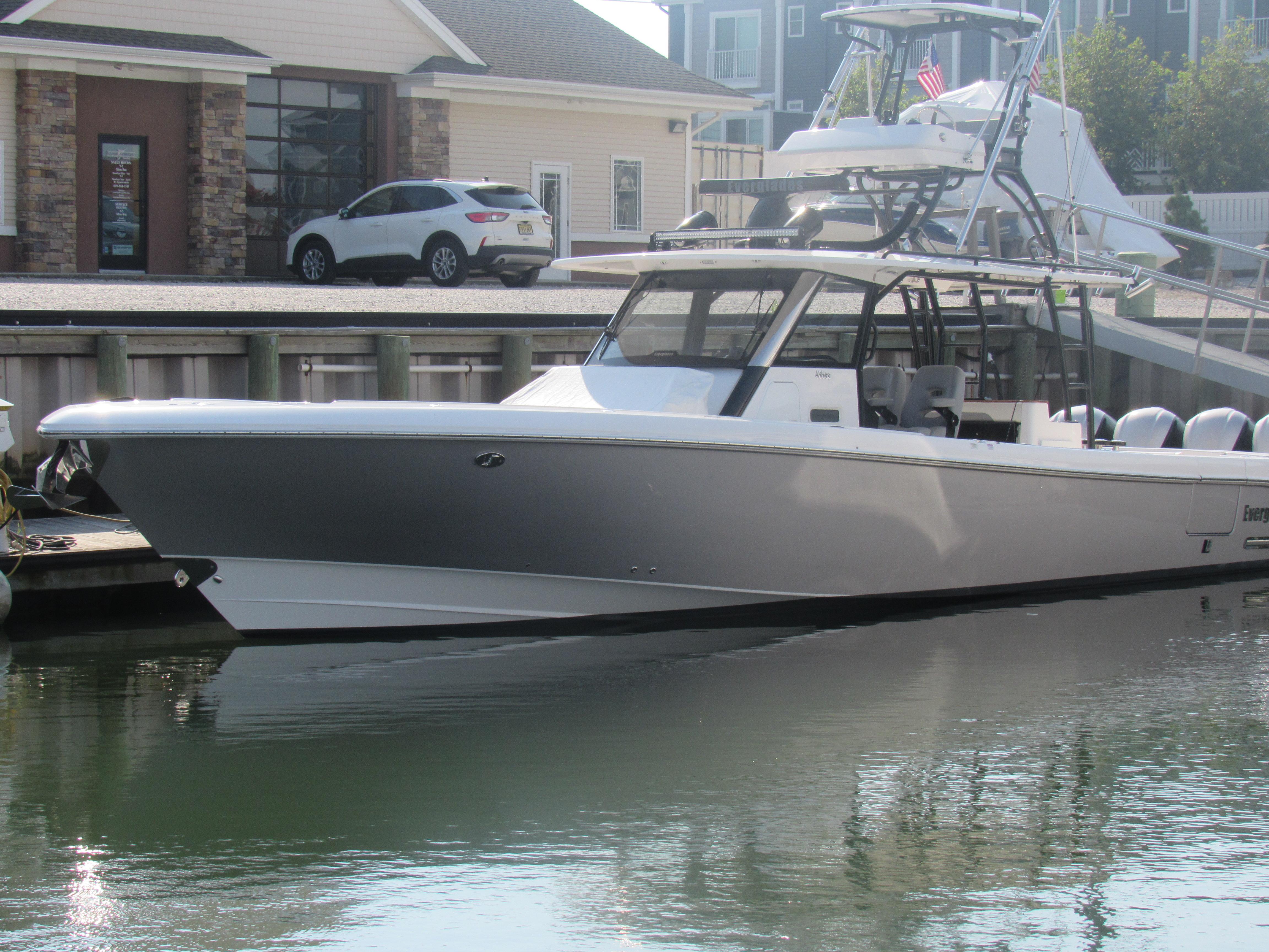 2017 Everglades 435