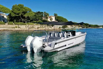 2021 Axopar 37 Spyder