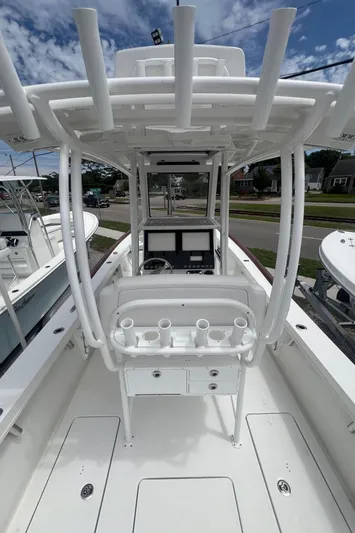  Yacht Photos Pics 2026 Pair Customs 27 Center Console boat with modern helm and rod holders.