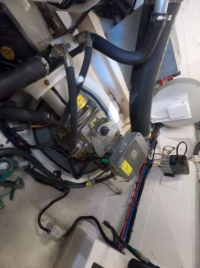 Spectre Yacht Photos Pics 