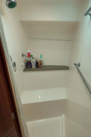 Spectre Yacht Photos Pics 