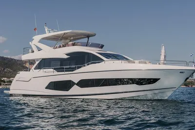2019 Sunseeker 76 Yacht