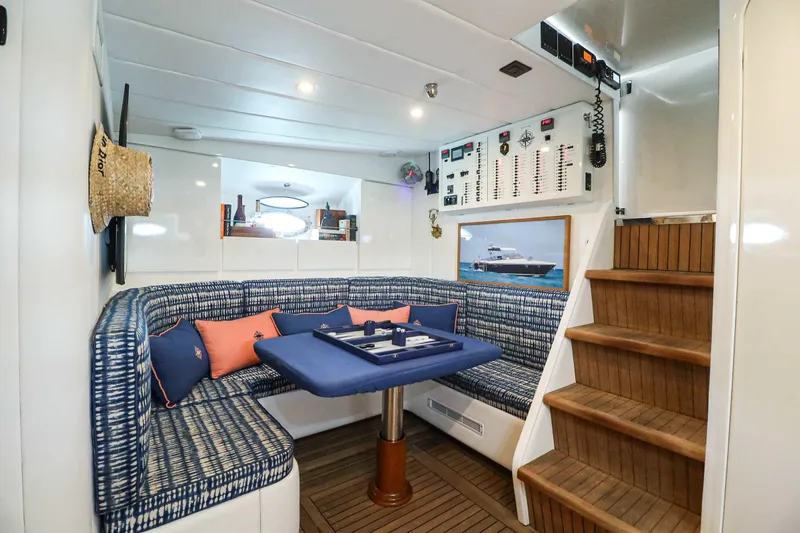 Prana Yacht Photos Pics 