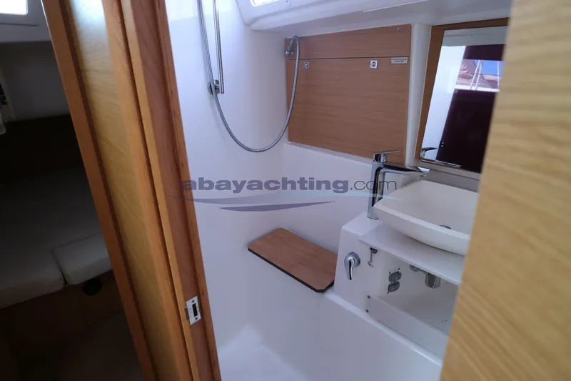  Yacht Photos Pics Interior of 2018 Dufour 412 Grand Large yacht bathroom with modern fixtures.