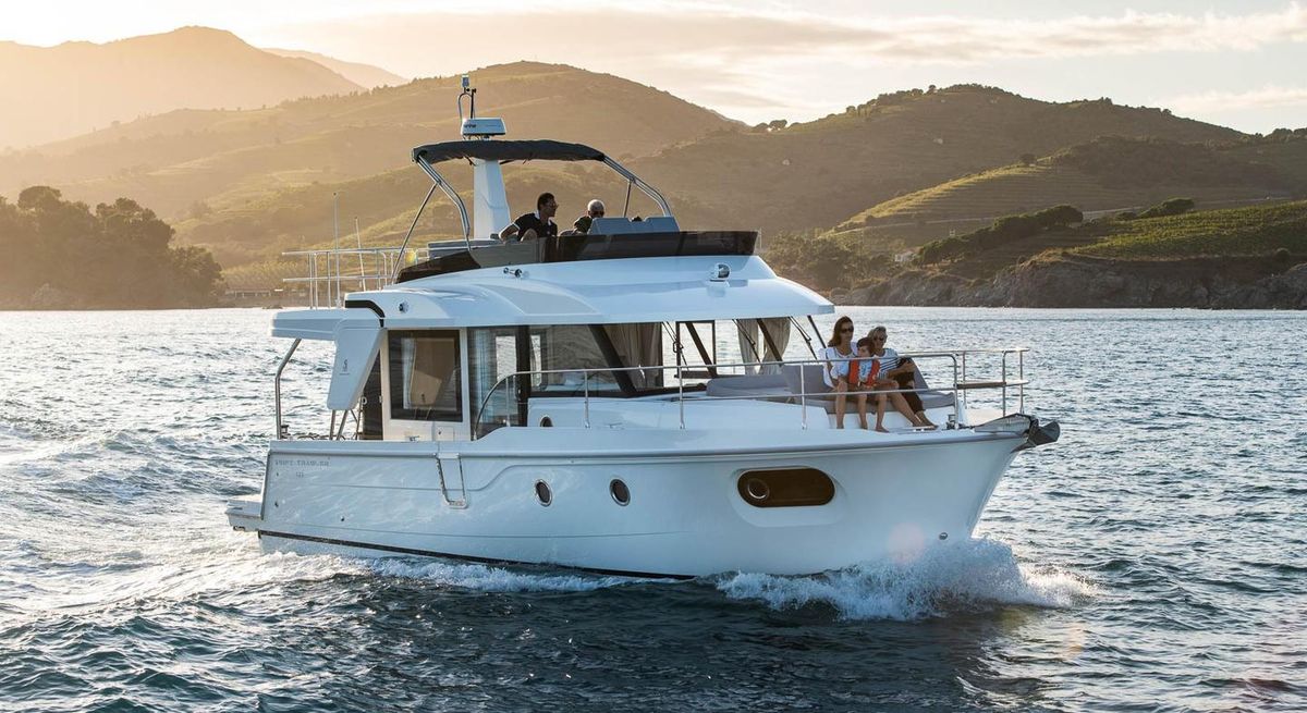 2021 Beneteau 44 