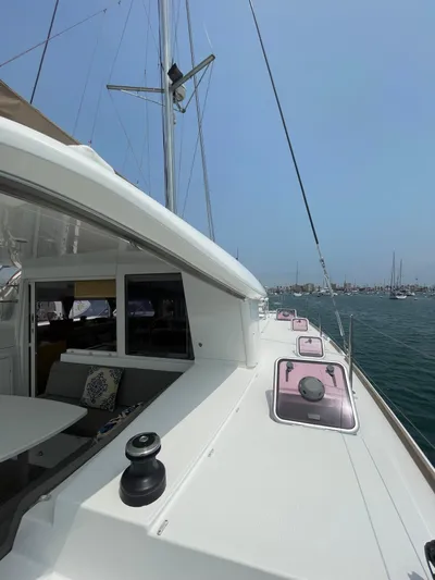 Lucy In The Sky Yacht Photos Pics 