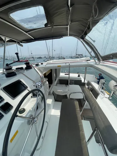 Lucy In The Sky Yacht Photos Pics 