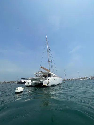 Lucy In The Sky Yacht Photos Pics 