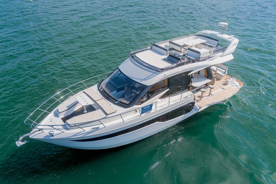 2019 Galeon Fly