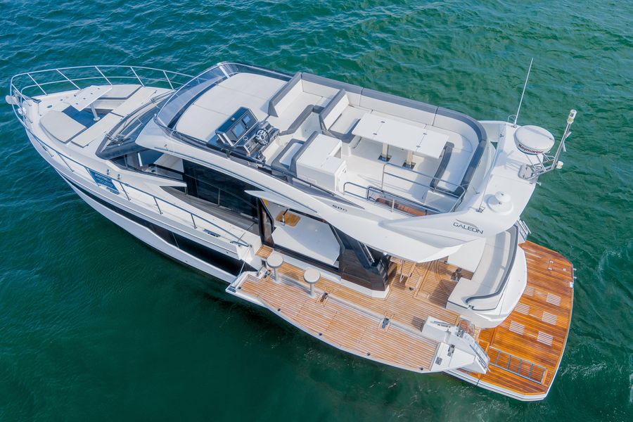 2019 Galeon Fly