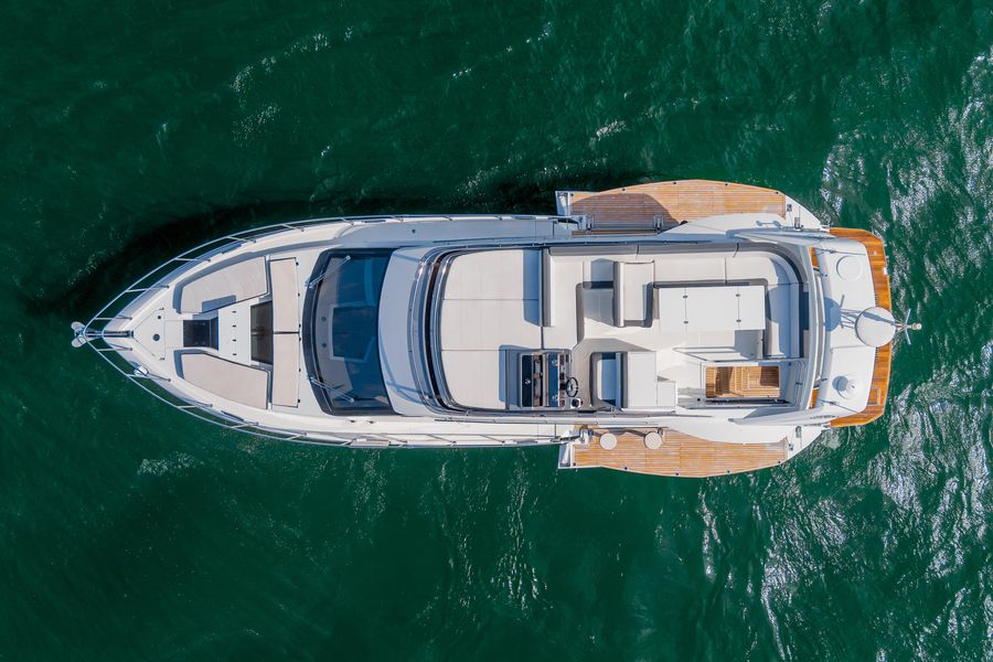 2019 Galeon Fly