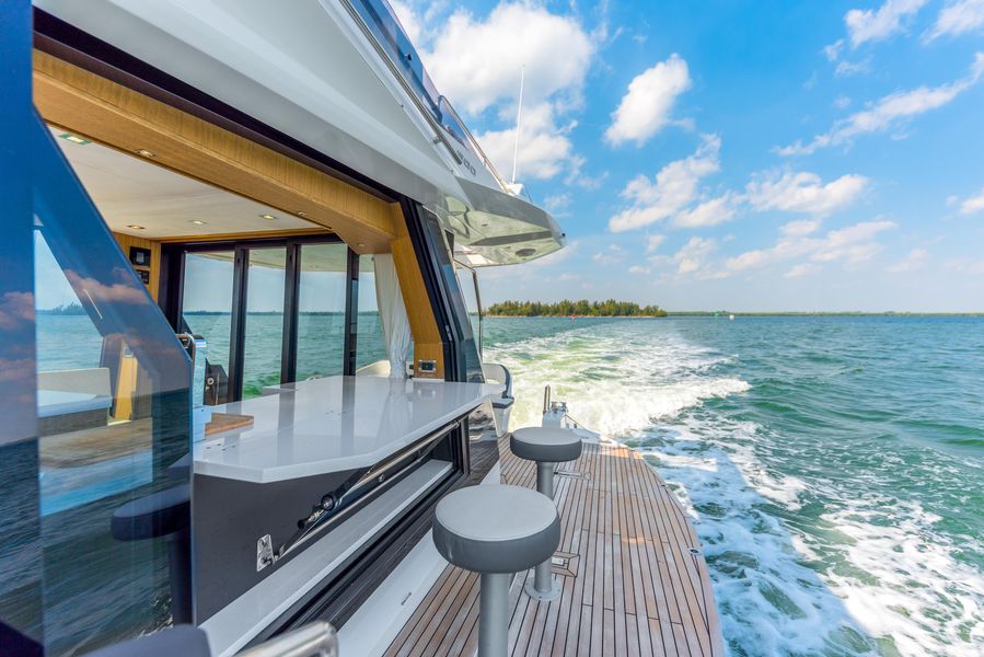 2019 Galeon Fly