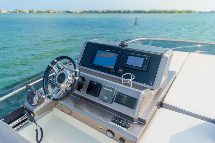 2019 Galeon Fly