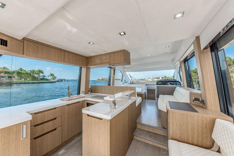 2019 Galeon Fly