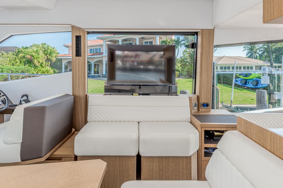 2019 Galeon Fly