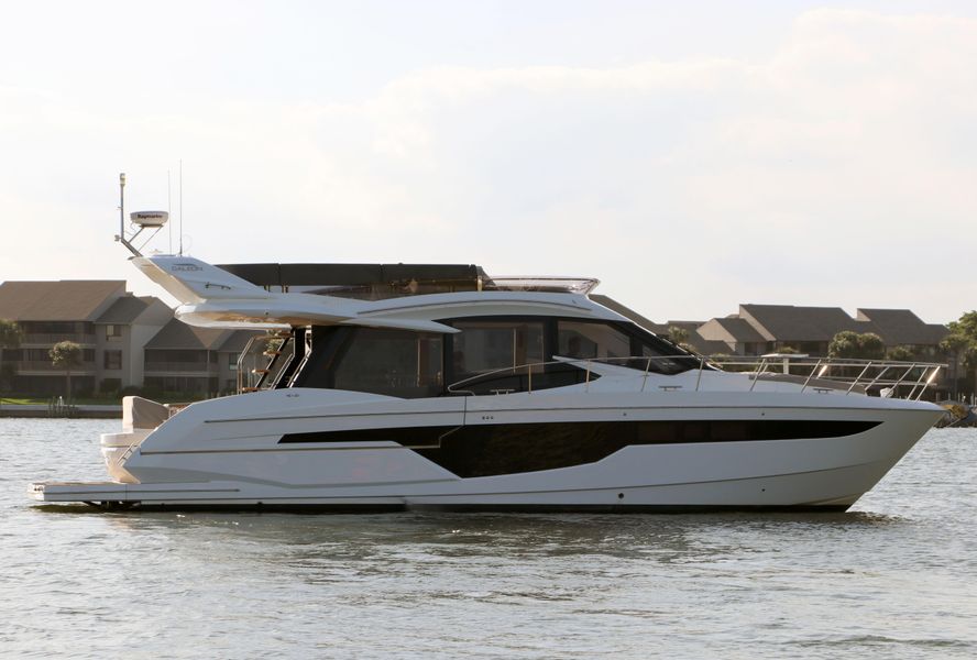 2019 Galeon Fly