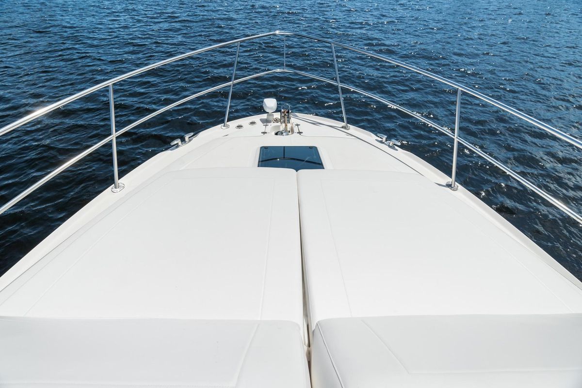 2001 Sea Ray 54 