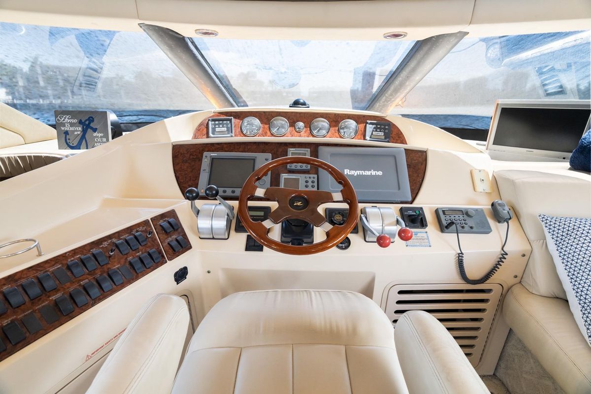 2001 Sea Ray 54 