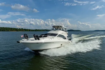 Sea Ray 58 Sedan Bridge