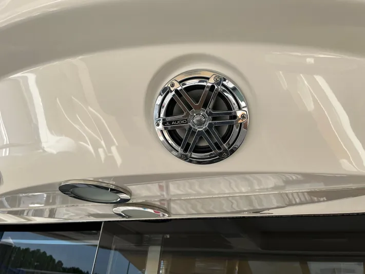 Greatest Escape Yacht Photos Pics Close-up of a JL Audio speaker on a 2006 Sea Ray 58 Sedan Bridge yacht.