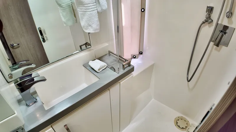 Promiscuous Yacht Photos Pics 