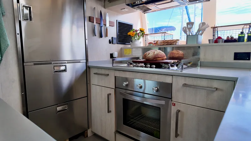 Promiscuous Yacht Photos Pics 