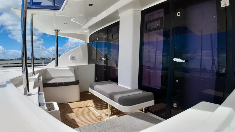 Promiscuous Yacht Photos Pics 