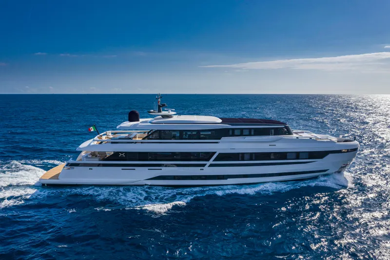 X130 Triplex Yacht Photos Pics 