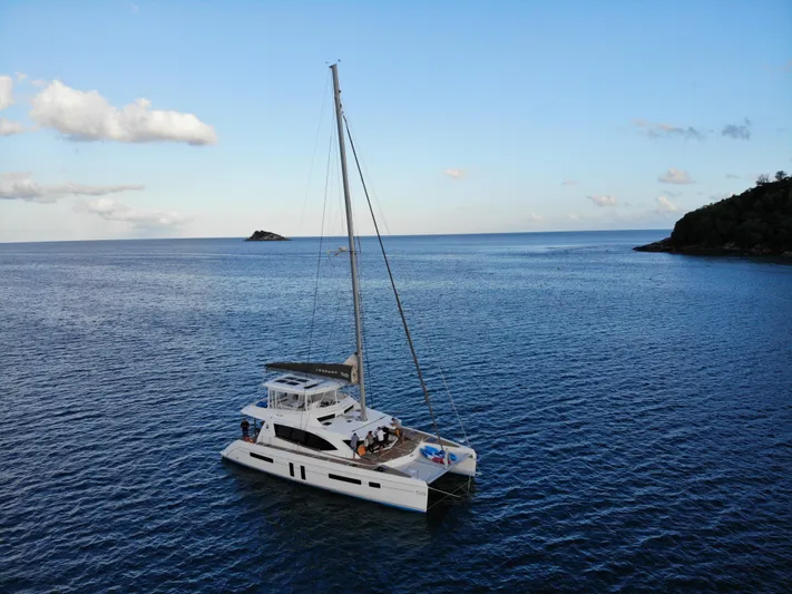 Between Yacht Photos Pics 