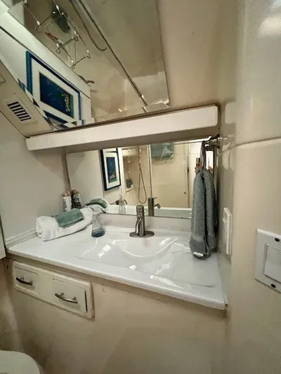 Tracy Ann Yacht Photos Pics 