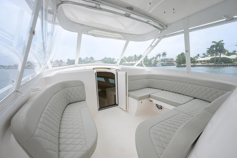  Yacht Photos Pics 2023 Intrepid 41 Valor