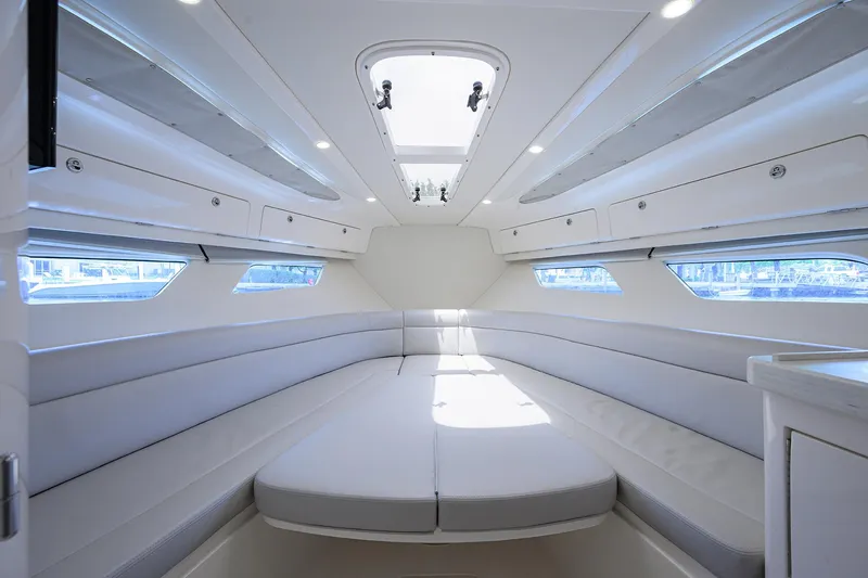  Yacht Photos Pics 2023 Intrepid 41 Valor