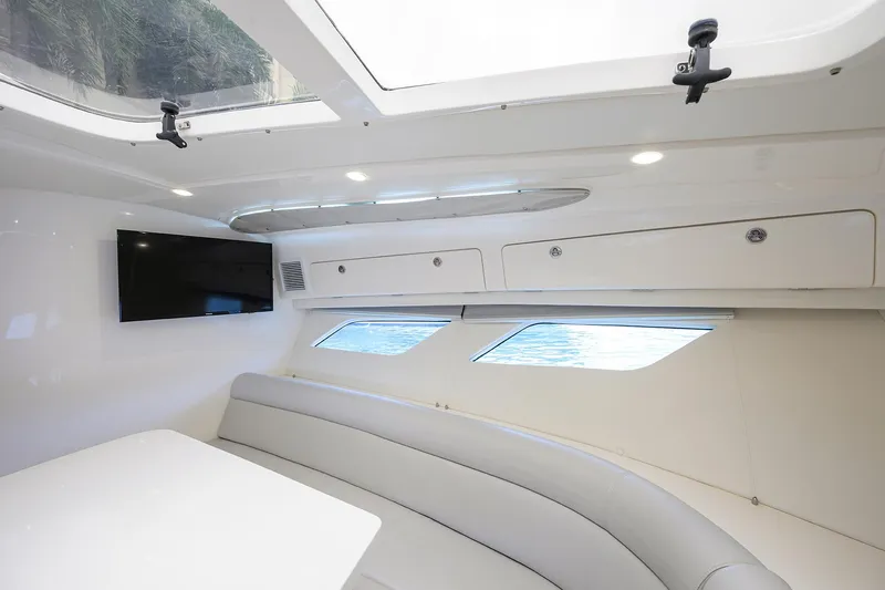  Yacht Photos Pics 2023 Intrepid 41 Valor